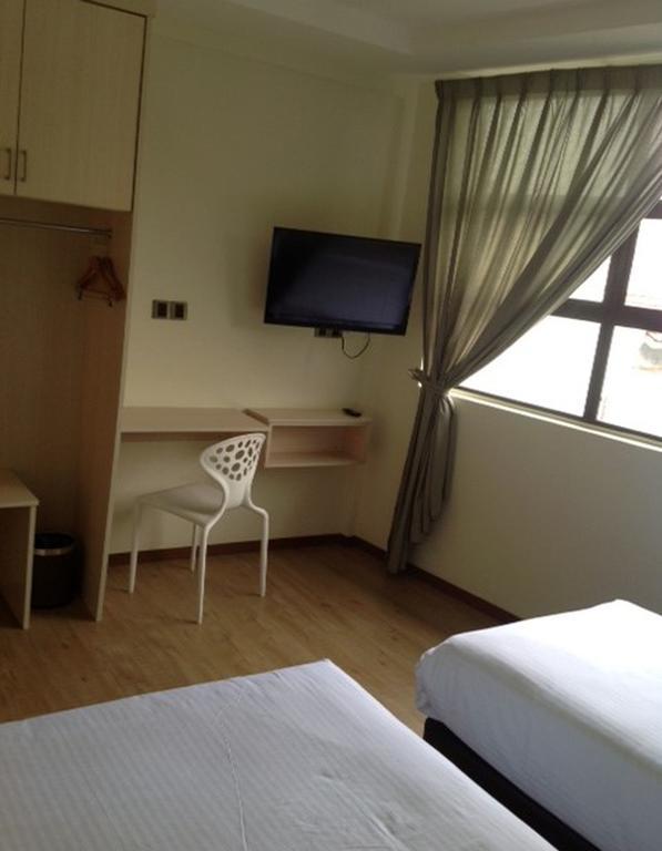 Merlin Hotel Penang George Town Exterior photo